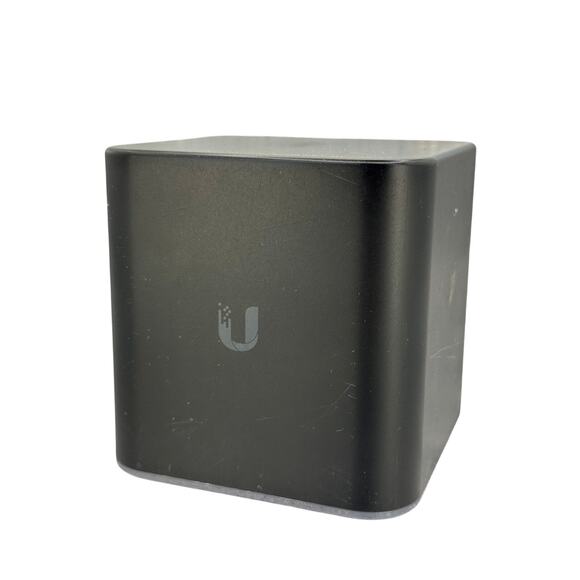 Ubiquiti airCube ACB-ISP Wireless Access Point Router - Picture 1 of 3